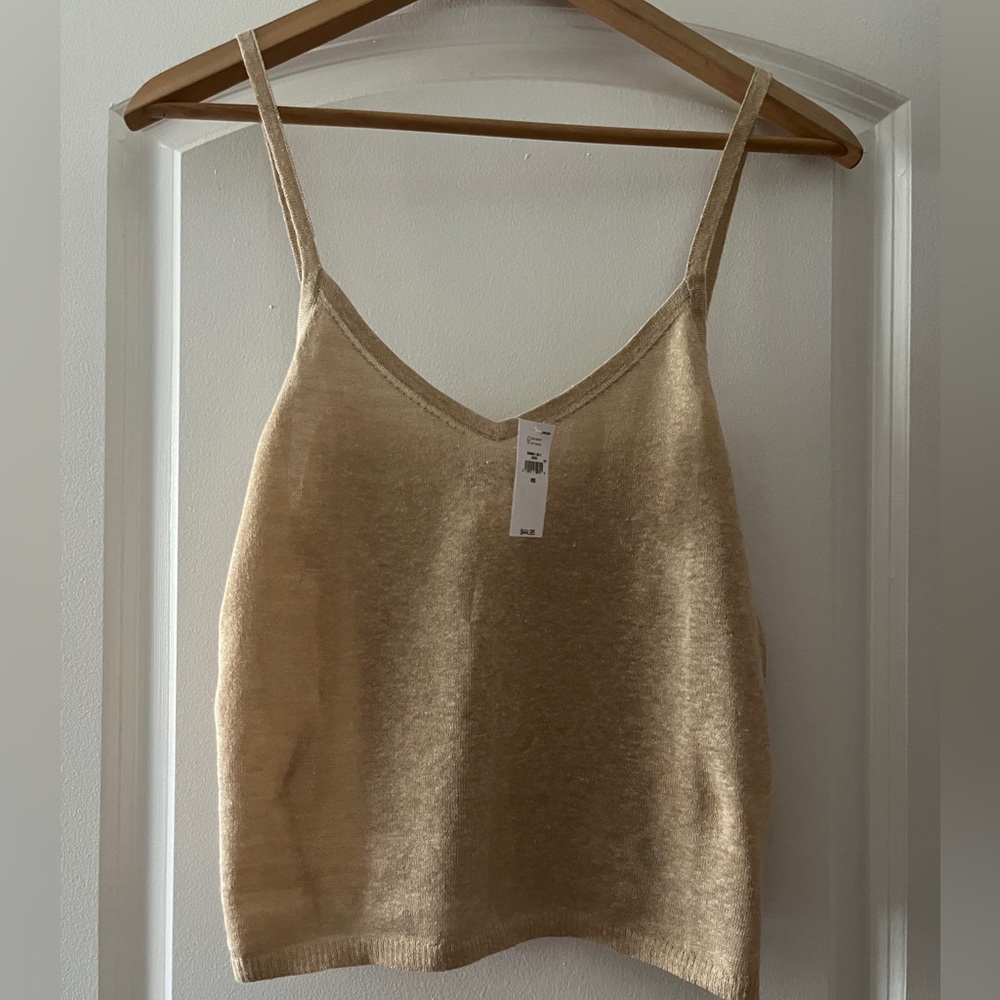 GAP tank size xs